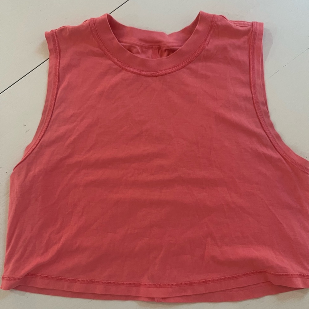 Lululemon top
